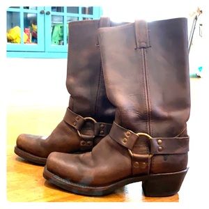 Frye Harness 12R boots